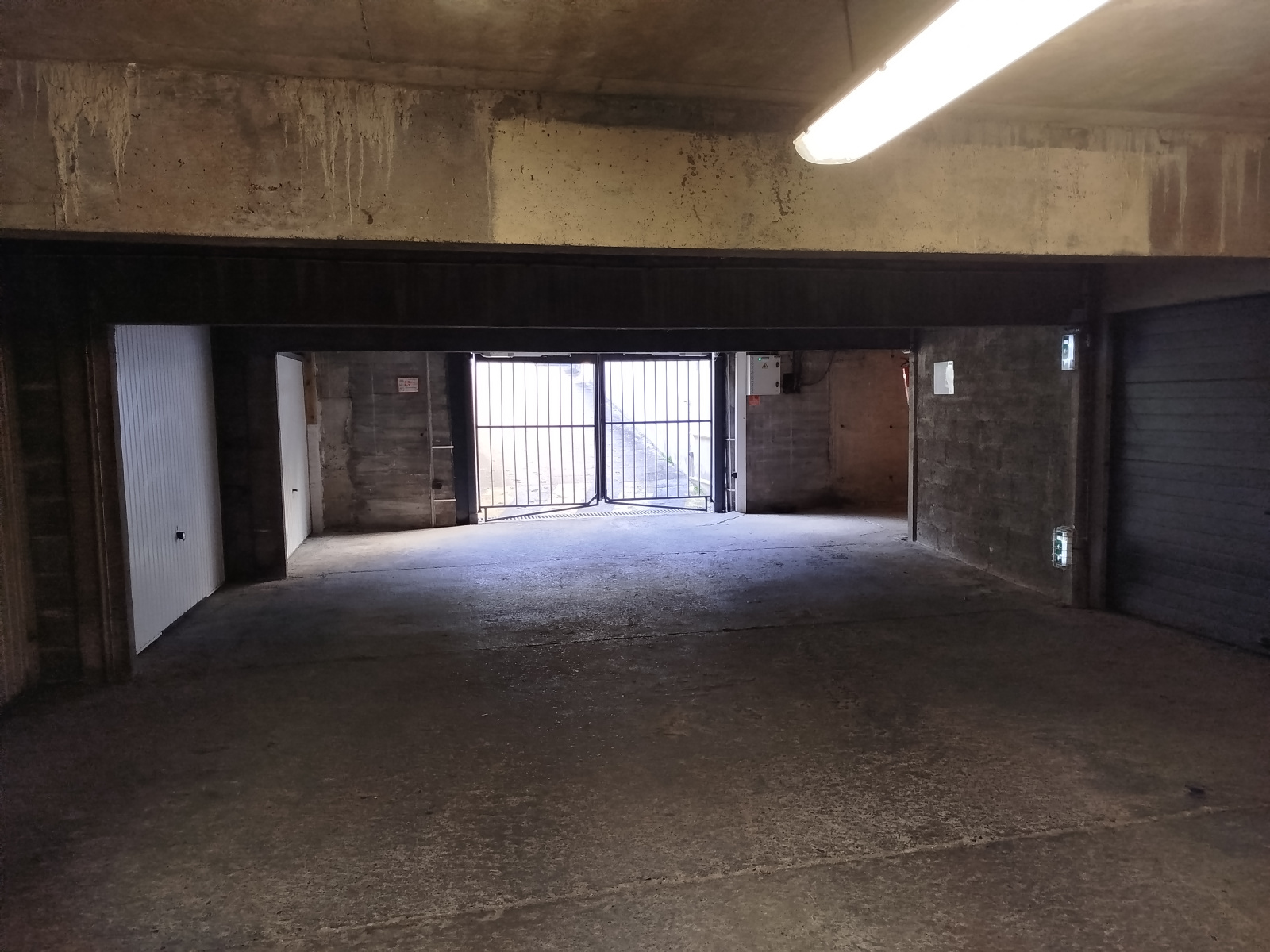 Image_2, Garage, Vichy, ref :104